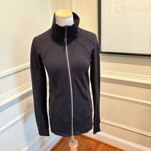 Lululemon Jacket 🖤